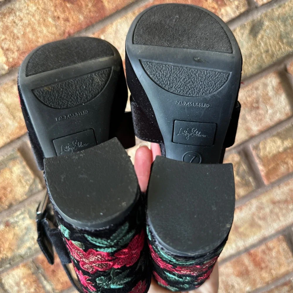 Libby Edelman Marcy Black Velvet Floral Embroidery Platform Block Heel Sandals 7